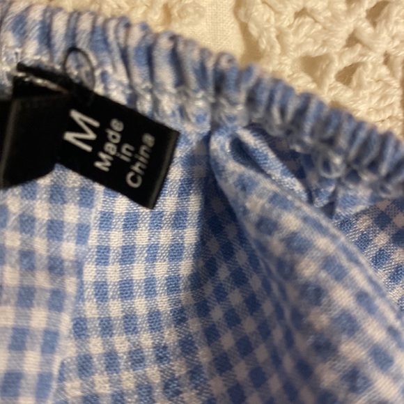 Doe & Rae swing blouse with ruffle sleeve and open bow back - Picture 3 of 5